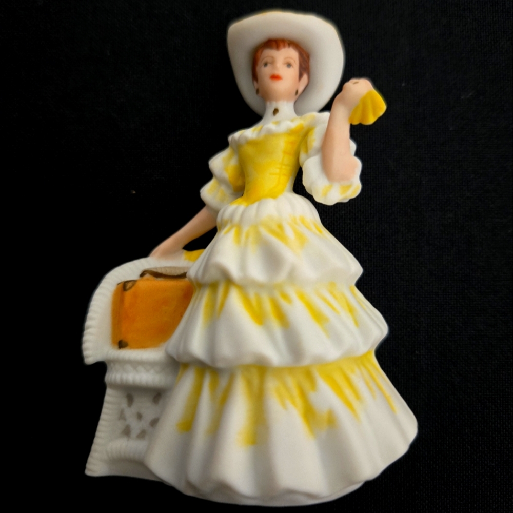 Avon Albee Figurine 1990 #13